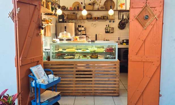 Casa da Rosa Deli